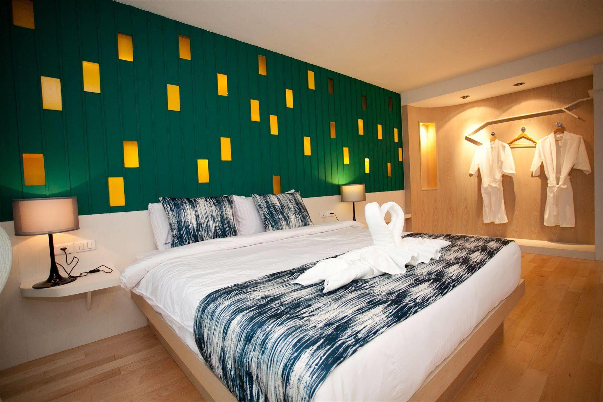 Sea Cono Boutique Hotel Phuket Exterior photo