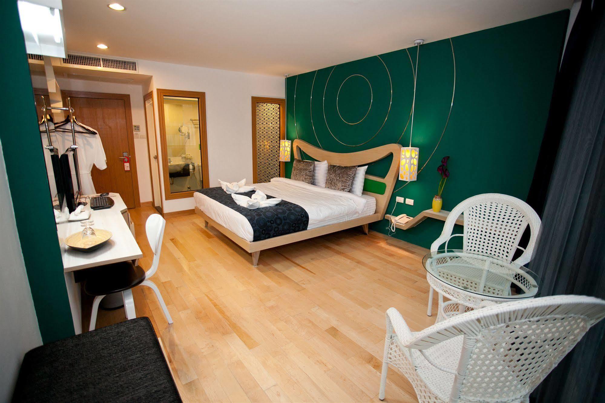 Sea Cono Boutique Hotel Phuket Exterior photo
